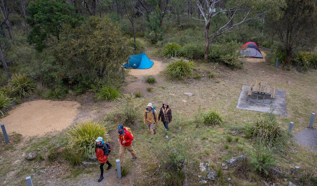 People set out for a walk from Bungonia campground, Bungonia National Park. Photo: John Spencer &copy; DCCEEW 