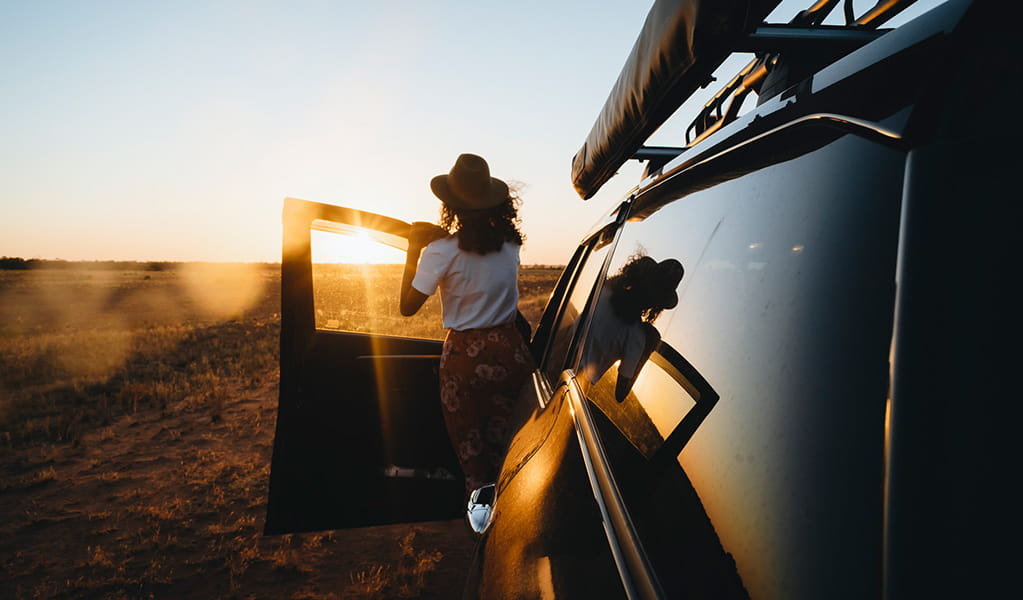 Explore the vast expanse of Mungo on a 4WD self-guided drive tour. Credit: Ain Raadik/DCCEEW &copy; Ain Raadik/DCCEEW