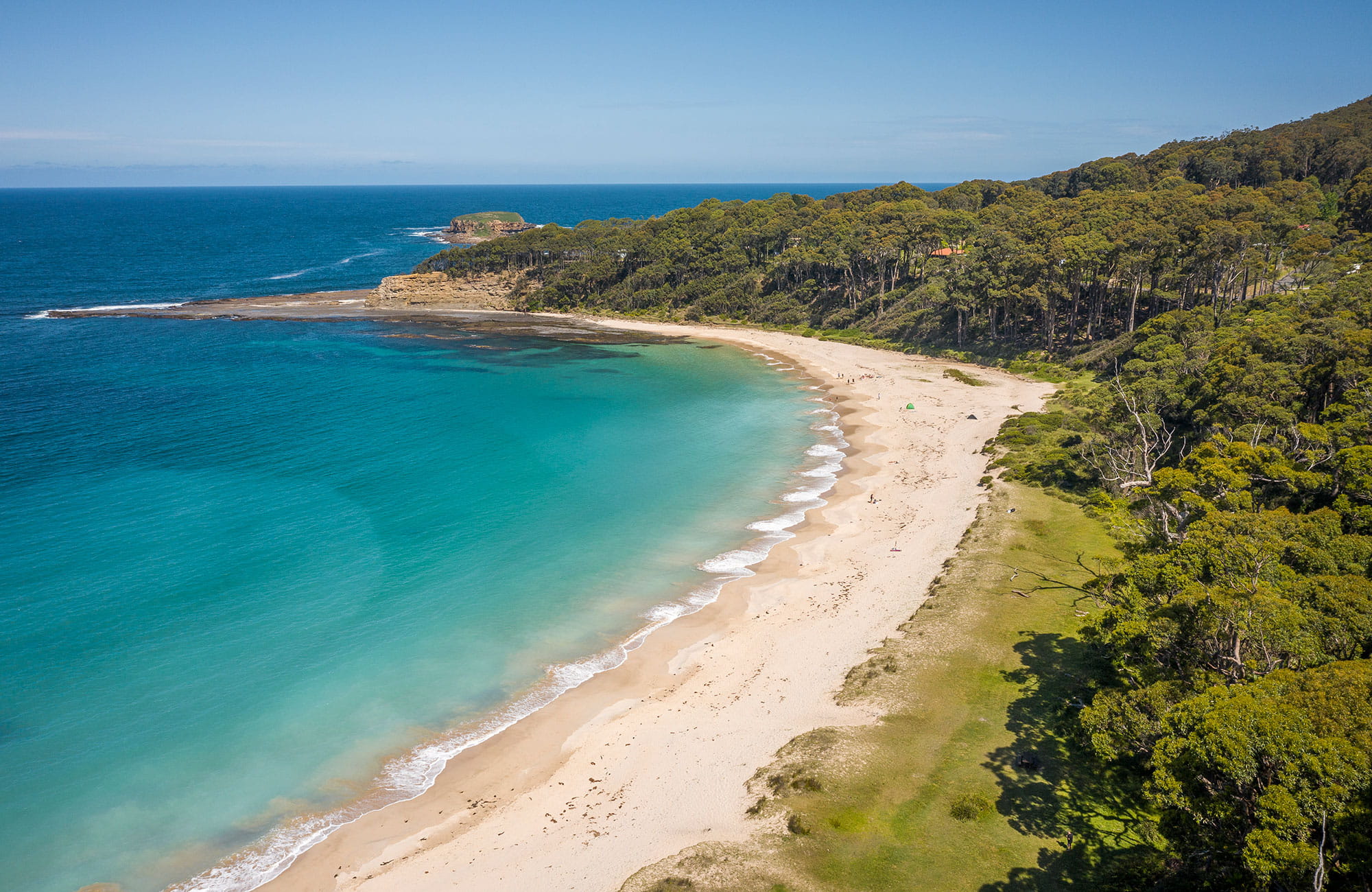 Depot Beach cabins | Map | NSW National Parks