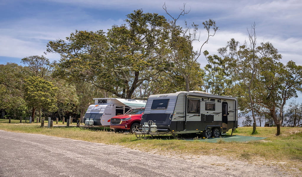 Caravan sites at Mungo Brush campground. Credit: John Spencer/DCCEEW &copy; DCCEEW