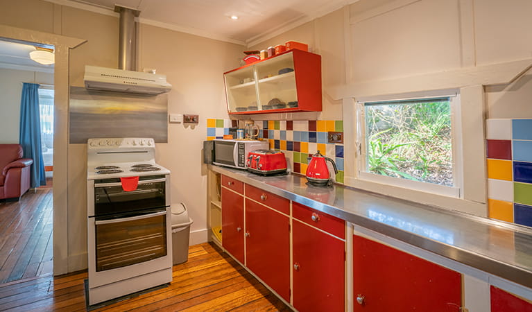 Retro style kitchen, Partridge Cottage. Photo: DPIE/John Spencer