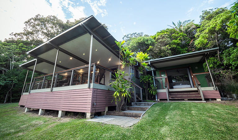 Exterior of Thomson Cottage and the bush behind it. Photo: Sera Wright/DPIE